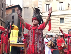 Promosi Manado Fiesta 2019, tari Kabasaran dan musik Kolintang menggema di Roma Italia