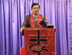 Pnt GSVL khadim dan lantik Panji Yosua GMIM Imanuel Jakarta Barat