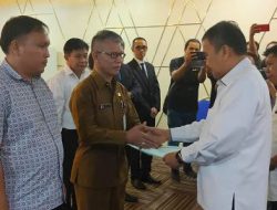 Walikota GSVL tunjuk Zainal Abidin Plt Sekwan, Bart Assa Plt Asisten III