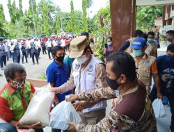 Buruh Bandara terharu terima bansos Covid-19, GM AP-1: Terima kasih Walikota GSVL