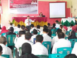 Arnold Mokosolang tegaskan aparat desa harus paham tupoksinya