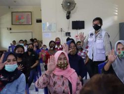 Punya peran strategis, mama-mama Kecamatan Singkil makin paham prokes Covid-19