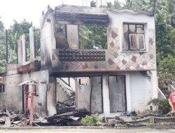 Si jago merah beraksi, rumah dua lantai di Towuntu Timur ludes