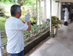 Bupati FDW beri semangat pasien Covid-19 dan Nakes di RSU Kalooran Amurang
