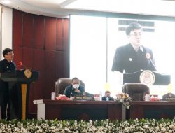 Andrei Angouw bilang Manado butuh warga yang berpendidikan