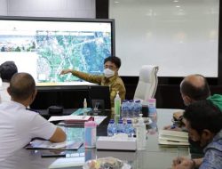 Jalan simpang tiga Bumi Nyiur segera diperlebar, kios-kios akan ditertibkan