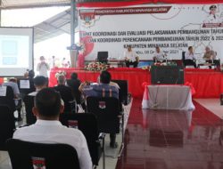 Di Rakorev, Bupati FDW sebut koordinasi antar perangkat daerah belum maksimal