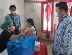 Target vaksinasi tercapai, Maxi Agow intens edukasi warga Bunag