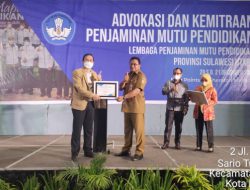Disdik Minahasa Tenggara raih penghargaan dari LPMP Sulut