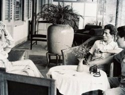Mendur bersaudara, fotografer Minahasa perekam sejarah Indonesia