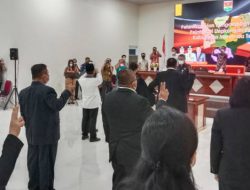 8 pejabat eselon II dilantik, 6 kepala puskesmas dirotasi