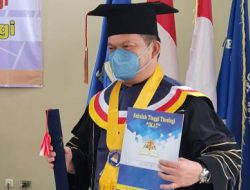 Selamat, Elly Lasut resmi sandang gelar Doktor