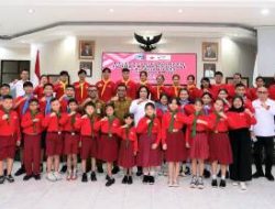 Walikota Maurits Mantiri minta kontingen PMR Bitung harumkan nama Sulut di Jumbara Nasional 2023