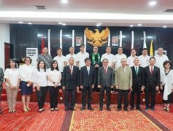 Rektor UNSRAT lantik Senat FMIPA, Kepala UPT TIK dan Kajur Elektro Fatek, ini pesannya