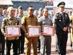 Pemkot Bitung Terima Penghargaan dari Kemenkumham Sulut
