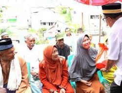 Walikota Bitung Maurits Mantiri Hadiri Penyaluran Bantuan Kaum Dhuafa di Wangurer Barat