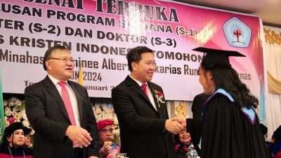 Wagub Steven Kandouw Hadiri Wisuda UKIT 2024, Berharap UKIT Jadi Universitas Kelas Dunia
