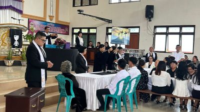 Jumat Agung, Pnt Billy Lombok Pelayan Sakramen Perjamuan Kudus