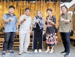 Empat ketua parpol bertemu THL, sinyal koalisi di Pilkada Mitra?