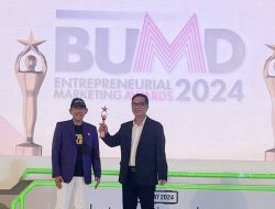 Perumda Pasar Manado Terima BUMD Award 2024 di Kategori Marketing 3.0