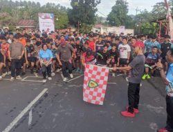 Pj Bupati Ronald Sorongan Lepas Ratusan Peserta Lari 10 Kilometer