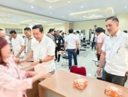 Penuhi Syarat Pilkada 2024, Steven Kandouw dan Letjen Tuejeh Jalani Tes Kesehatan