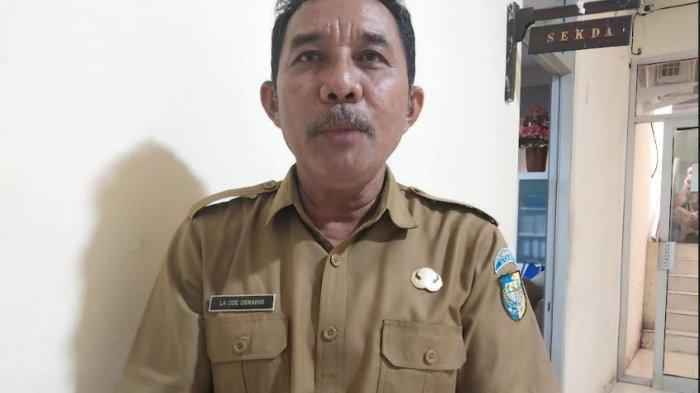Kepala Dinas Pemberdayaan Masyarakat dan Desa, La Ode Osnawir Ojayana
