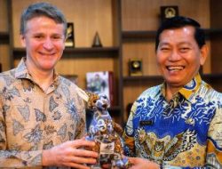 Wagub Victor Mailangkay dan Dubes Australia Bahas Kerja Sama Pendidikan, Pariwisata dan Investasi