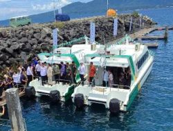 Gubernur YSK Bangga, Warga Sangihe-Talaud Kini Punya 2 Kapal Ambulance dari BAZNAS