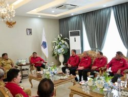 Pengurus DPD PDI Perjuangan Sulut Silahturami Bersama Gubernur Sulut Yulius Selvanus