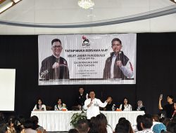 Ketua DPP PSI Melky Jakhin Pangemanan Gelar Tatap Muka Bersama Calon Pengurus DPRt se- Kota Tomohon