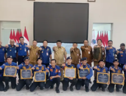 Gubernur YSK Puji Aksi Personel Damkar Manado dalam Menjalankan Tugas Pelayanan Publik