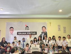 Dukung Dunia Pendidikan, Ketua DPP PSI Melky Jakhin Pangemanan Salurkan  Bantuan Pendidikan ‘Gajah Pintar’ di Minahasa
