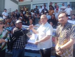 Perjuangan Masyarakat Kambahu Sambangi Kantor DPRD, Louis Carl Scrhamm Siap Perjuangkan Aspirasi