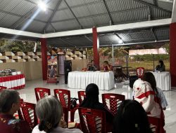 Berty Kapojos Gelar Reses di Kolongan, Warga Harap ada Bantuan Penerangan Jalan  dan UMKM